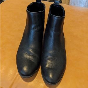 Black Steve Madden Chelsea Boots